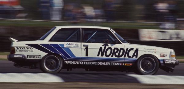 Johnny Cecotto - Volvo 240 Turbo - ETCC / Tourist Trophy - Silverstone - 1986