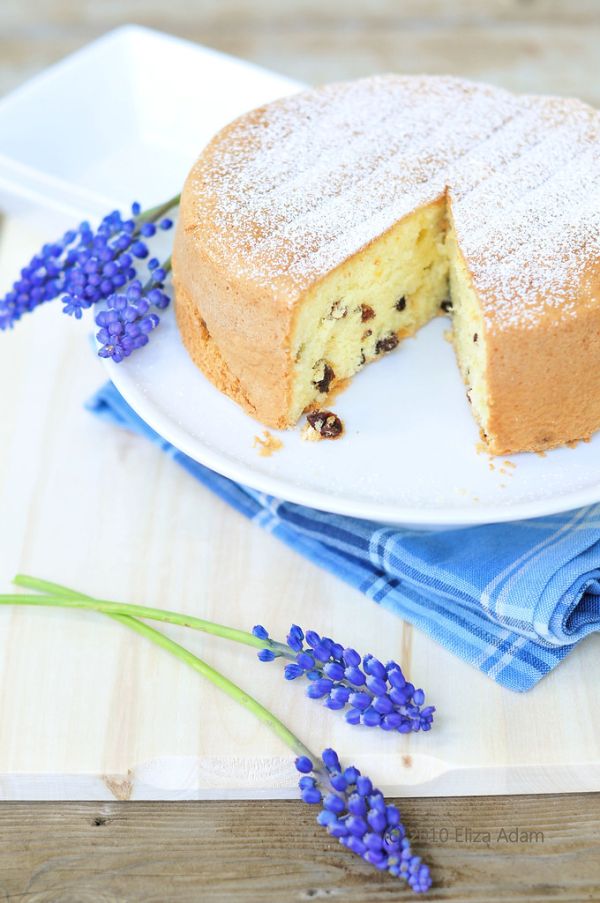 Rum Raisin Sponge Cake
