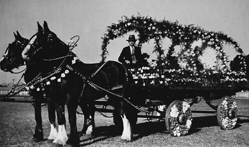 Winning float, Labour Day Procession at Alberton Oval