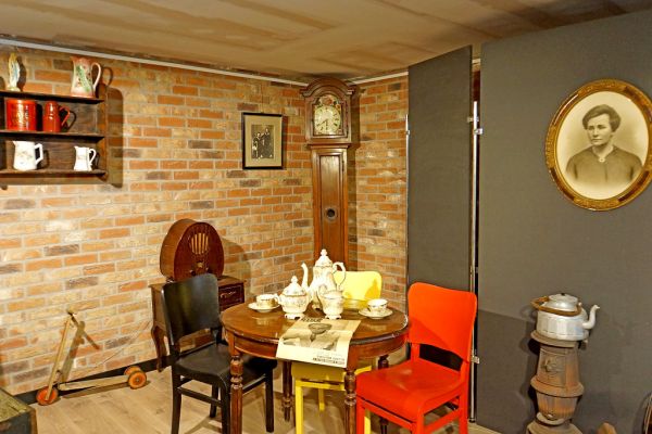 Belgium-6714 - Anne Frank Exhibit