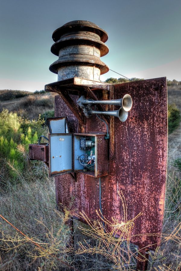 RED ALERT! Siren. Green Farm: Abandoned rail gun test facility.
