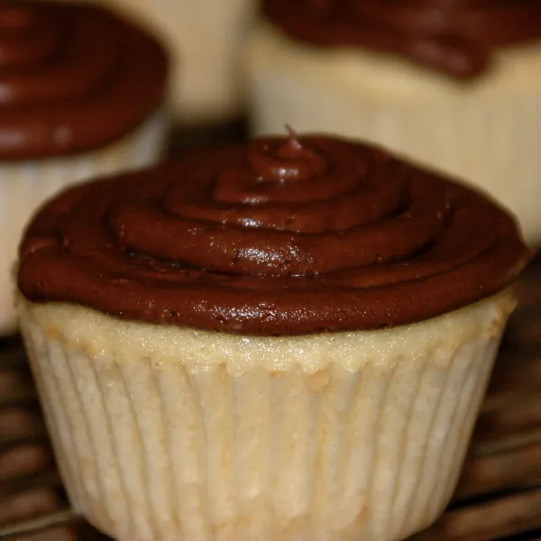 Easy Birthday Cupcakes and Recipe from Cook's Country