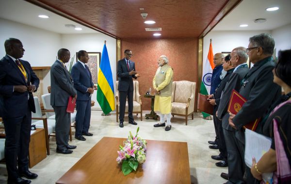 President Kagame meets with Prime Minister Narendra Modi of India, 10 January 2017