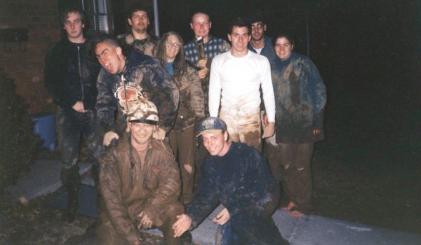 1990s (mid) - Theta Zeta - caving - Dan, Doug, Dave Musher, Clint, Carolyn, Lewis Trimble, Ben, Anthony Ray, Christian, Shannon - 07