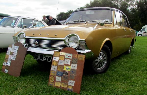 1970. Ford Corsair - UOL 677H