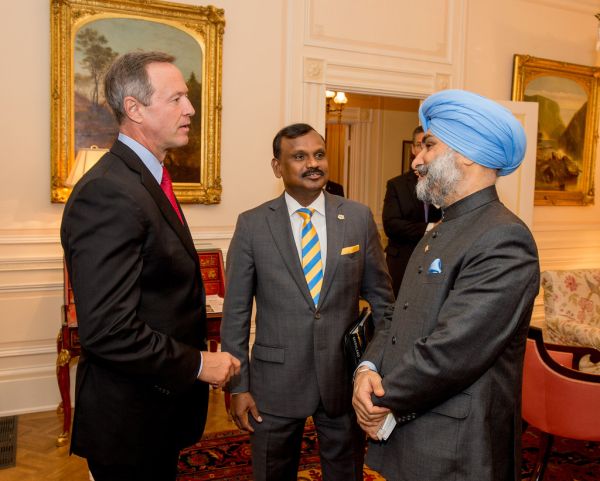 Governor meets with Prime Minister H. E. Narendra Modi of India