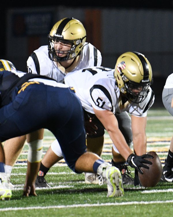 51 Nick Roesch 18 Collin Lang