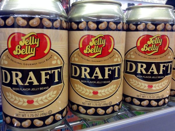 Jelly Belly Draft Beer Flavor Beans, 9/2014, by Mike Mozart of TheToyChannel and JeepersMedia on YouTube #Jelly #Belly #Beer #Flavor