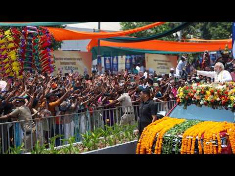 Streets packed in Kochi as PM Modi greets supporters during grand roadshow