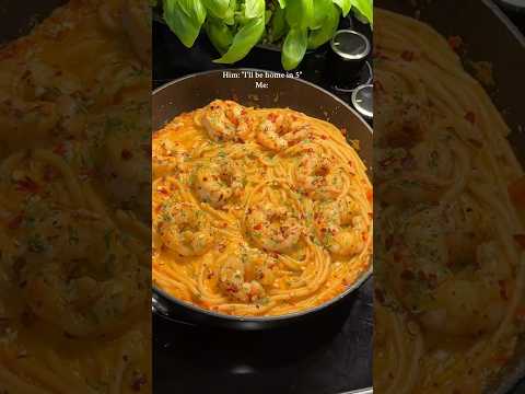 Shrimp pasta 🦐✨ #shrimppasta #pasta #pastarecipe #easypasta #cookingpasta #cooking
