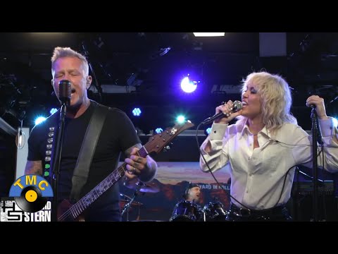 Miley Cyrus &amp; Metallica - Nothing Else Matters (Live 2021)
