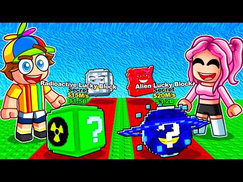 Lucky Block Race in ESCAPE TSUNAMI For Brainrots!