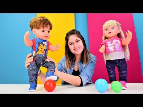 Çocuk videosu. Ayşe Gül ve Mert ile top havuzuna gidiyor. Bebek bakma oyunu