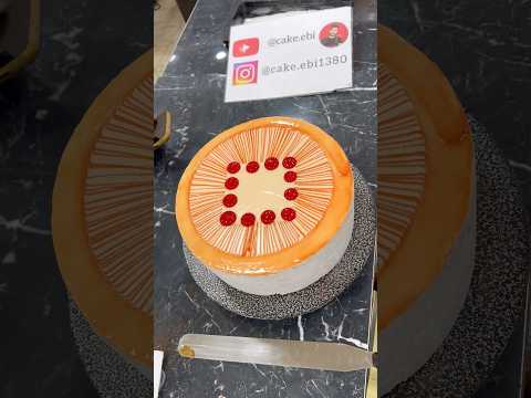 Easy decoration#cake #cakedecorating