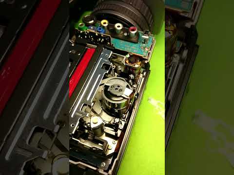 Работа лентопротяжного механизма mini-dv видеокамеры sony #shorts #minidv #лентопротяжный механизм