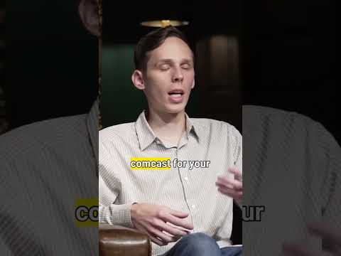 Hacker explains the Tor browser and how to get into the deep web.