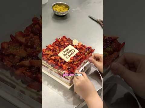 Emang boleh cake gluten free se seger ini 🥰 #semarang #cake