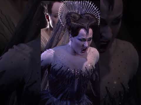 W.A. Mozart - The Magic Flute – Queen of the Night Aria - Diana Damrau